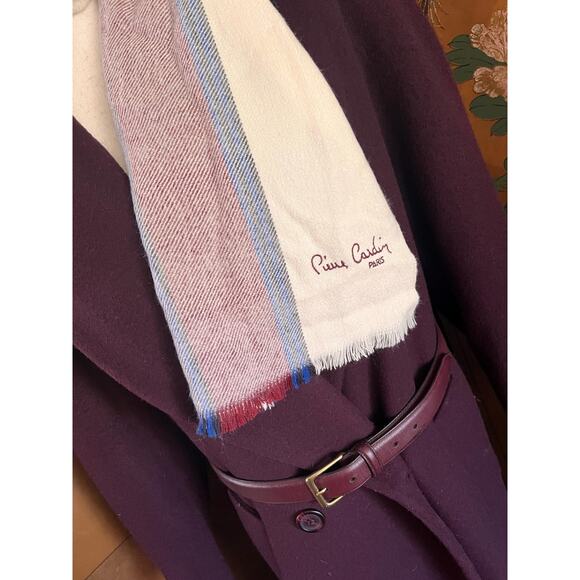 Vintage Pierre Cardin scarf with fringes - Picture 2 of 4